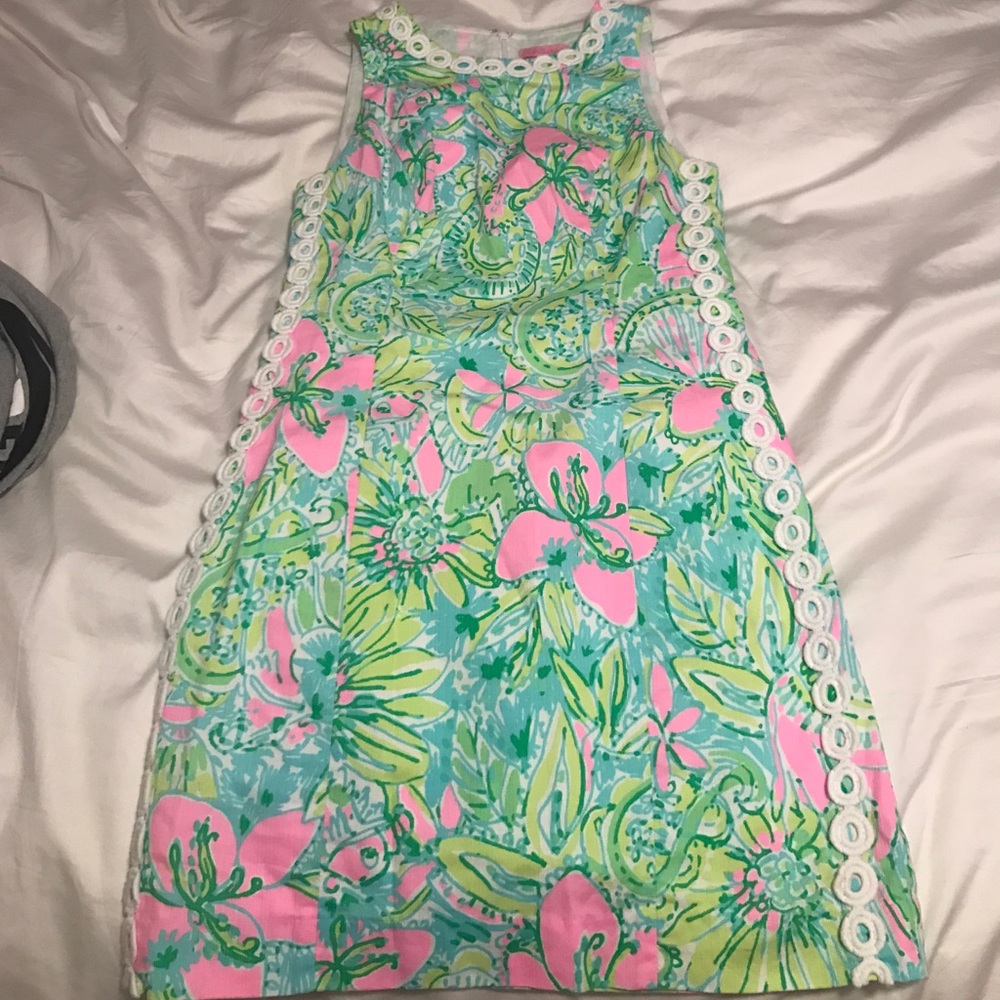 Lilly Pulitzer shift dress